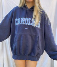 Load image into Gallery viewer, (M) UNC Nike Hoodie
