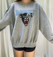 Load image into Gallery viewer, (S) Maine Sweatshirt
