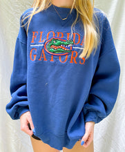 Load image into Gallery viewer, (L) Florida Sweatshirt
