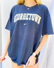 Load image into Gallery viewer, (M) Georgetown Nike Shirt
