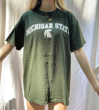 Load image into Gallery viewer, (M) Michigan State Shirt
