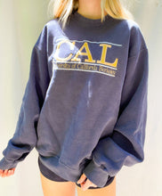 Load image into Gallery viewer, (M) Cal Berkeley Sweatshirt
