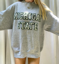 Load image into Gallery viewer, (M/L) Michigan State Sweatshirt
