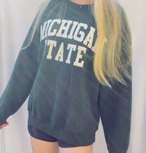 Load image into Gallery viewer, (S) Michigan State Sweatshirt
