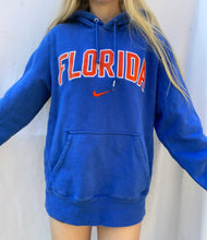 Load image into Gallery viewer, (M) Florida Nike Hoodie
