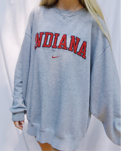 Load image into Gallery viewer, (XL) Vintage Indiana Nike Sweatshirt
