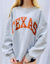 Load image into Gallery viewer, (M/L) Texas Sweatshirt
