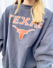 Load image into Gallery viewer, (L) Texas Sweatshirt
