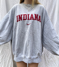 Load image into Gallery viewer, (XL) Indiana Nike Sweatshirt
