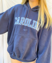 Load image into Gallery viewer, (M) UNC Nike Hoodie
