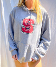 Load image into Gallery viewer, (M) NC State Hoodie
