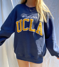 Load image into Gallery viewer, (M) UCLA Sweatshirt
