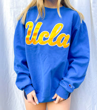 Load image into Gallery viewer, (M) UCLA Champion Sweatshirt
