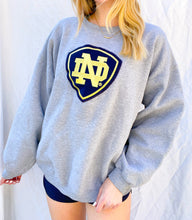 Load image into Gallery viewer, (M) Notre Dame Sweatshirt
