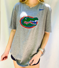 Load image into Gallery viewer, (M/L) Florida Nike Tee
