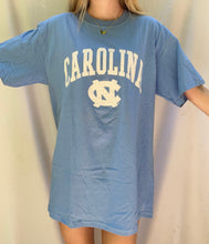 Load image into Gallery viewer, (M) Carolina Shirt
