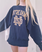 Load image into Gallery viewer, (M) Vintage Notre Dame Champion Sweatshirt
