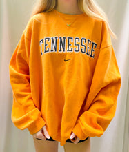 Load image into Gallery viewer, (L) Tennessee Nike Sweatshirt
