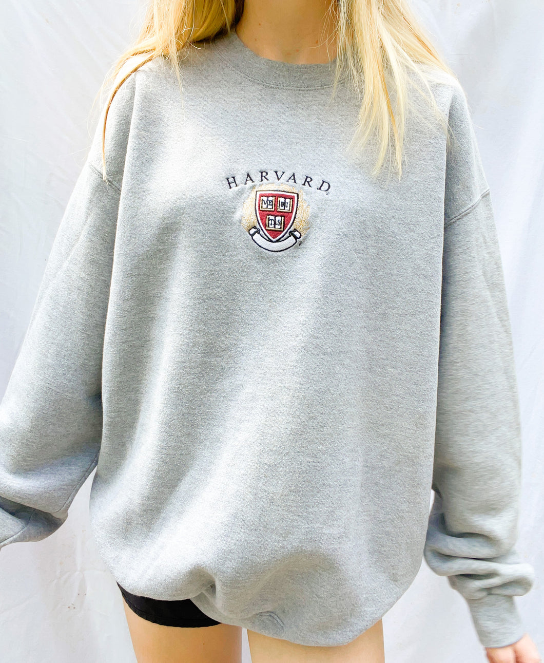 (M) Harvard Sweatshirt