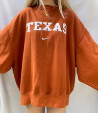 Load image into Gallery viewer, (XL) Texas Nike Sweatshirt
