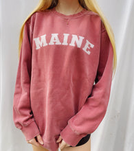 Load image into Gallery viewer, (S/M) Maine Comfort Colors Sweatshirt
