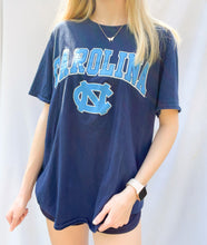 Load image into Gallery viewer, (M) Carolina Shirt
