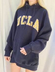 (L/XL) UCLA hoodie