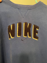 Load image into Gallery viewer, (XXL) Nike Sweatshirt
