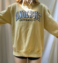 Load image into Gallery viewer, (M) Vanderbilt Champion Sweatshirt
