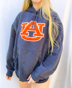 (L) Auburn Vintage Nike Hoodie