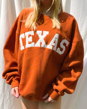 Load image into Gallery viewer, (XL) Texas Sweatshirt
