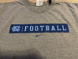 (XL) Carolina Football Vintage Nike Shirt