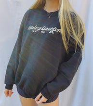 Load image into Gallery viewer, (M) Harley Davidson Sweatshirt
