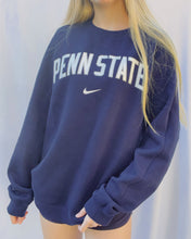 Load image into Gallery viewer, (M) Penn State Nike Sweatshirt
