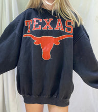 Load image into Gallery viewer, (L) Texas Sweatshirt
