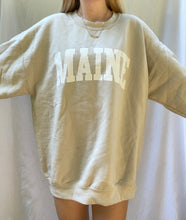 Load image into Gallery viewer, (L) Maine Sweatshirt
