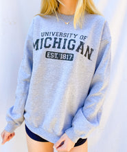 Load image into Gallery viewer, (S) Michigan Sweatshirt
