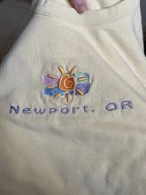 Load image into Gallery viewer, (S) Newport Oregon Sweatshirt
