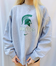 Load image into Gallery viewer, (L) Michigan State Nike Sweatshirt
